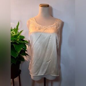[Ann Taylor] Ivory 100% Silk Lined Camisole Blouse Sz: 6